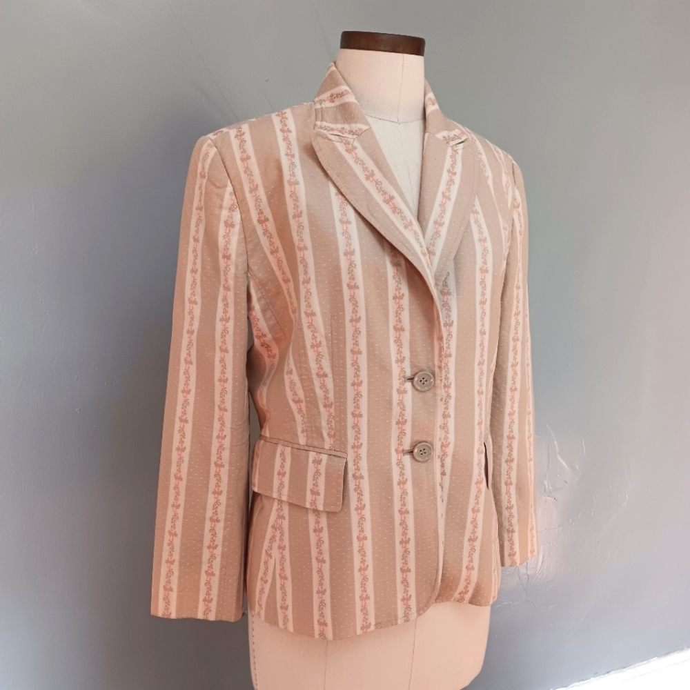Vintage Ann Taylor 2 button blazer, Swiss dot & floral print. Large